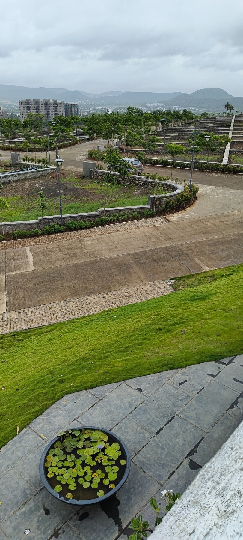 Landscaped internal roads